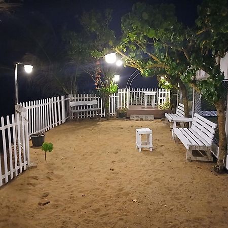 Ashen'S Beach House Bussa Eksteriør bilde
